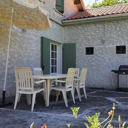 édon, 4 Pièces, 6 Personnes - Fr-1-653-201 Hébergement de vacances Edon